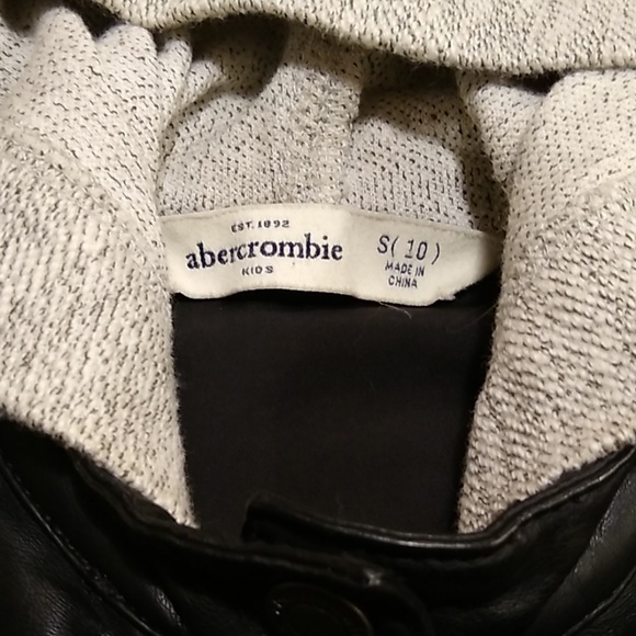 Abercrombie jacket - Picture 2 of 5